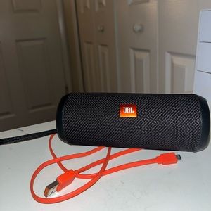 JBL 3 portable speaker AND charging cord